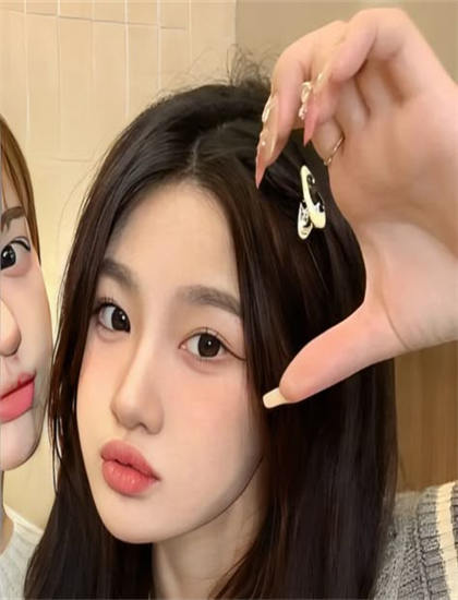 制服诱惑2技术揭秘：绿幕合成如何突破传统创造视觉奇迹 改变电影制作的传统模式