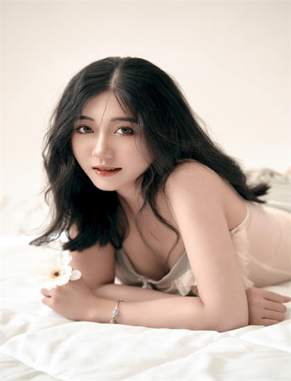 文化解读《很高兴认识你》：探索的艺术魅力与文化价值 理解文化认同的建构过程